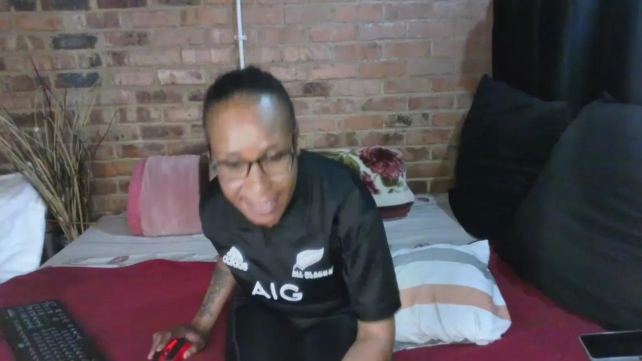 Cam4 Jonesshez  is Freechat  Jonesshez — Freechat on Cam4