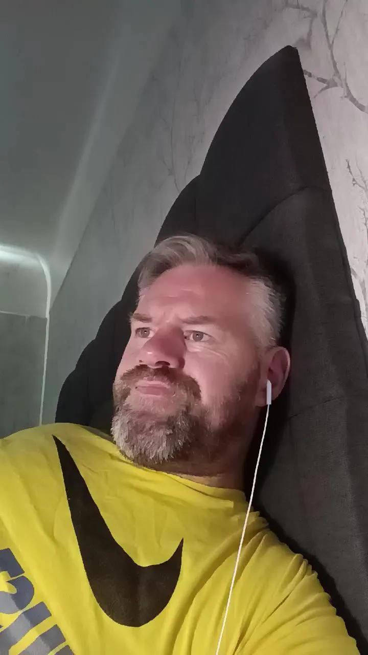 jonnyx5 on Cam4 