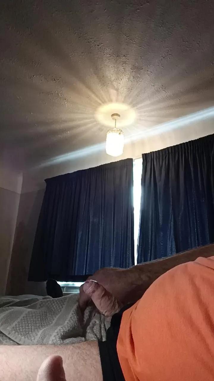 jonnyx5 on Cam4 