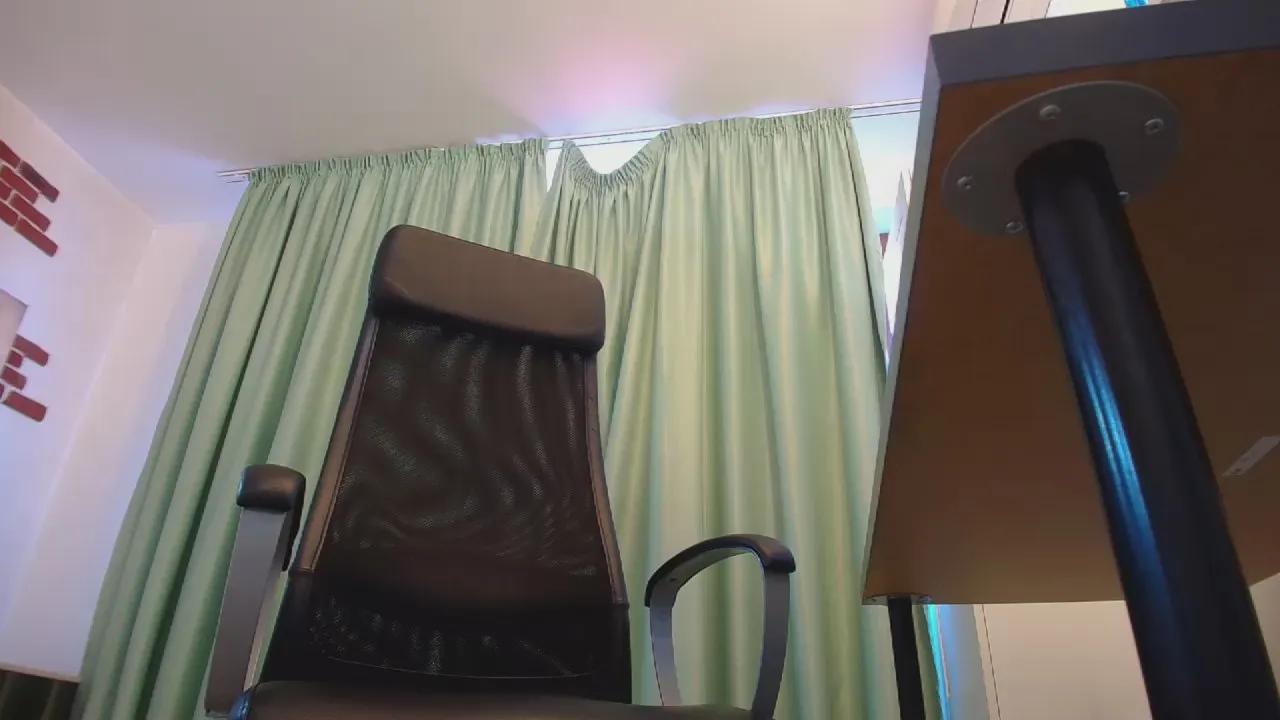 Offline JoshKnights on Cam4