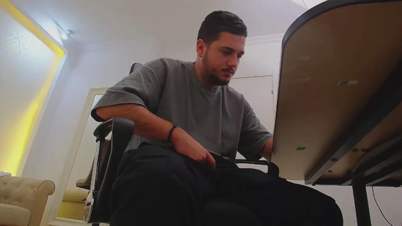 Offline JoshKnights on Cam4