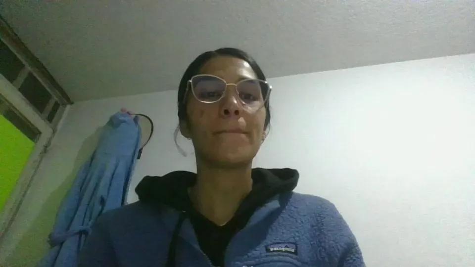 Avatar of JuanaBrunette7
