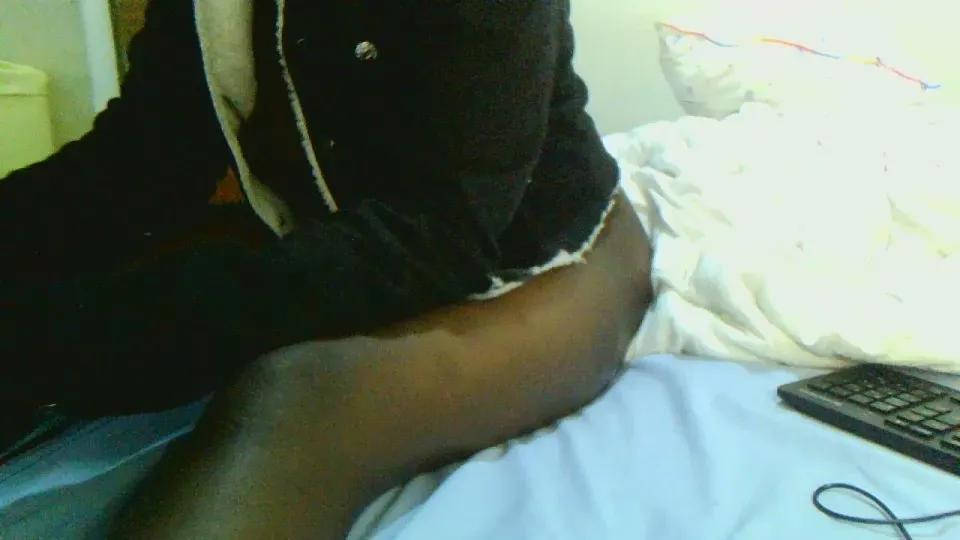 Offline Juicykitty24 on Cam4