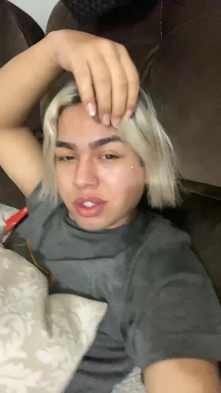 Juju6999 on Cam4 