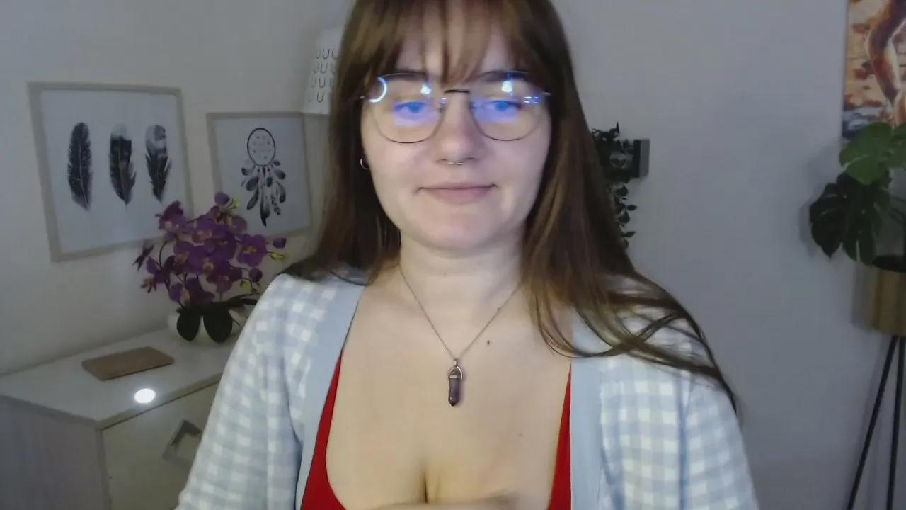 Freechat julie_sensual on Cam4