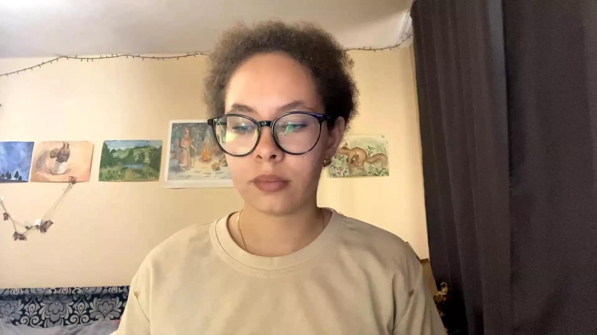 KamalaSkiver on Cam4 