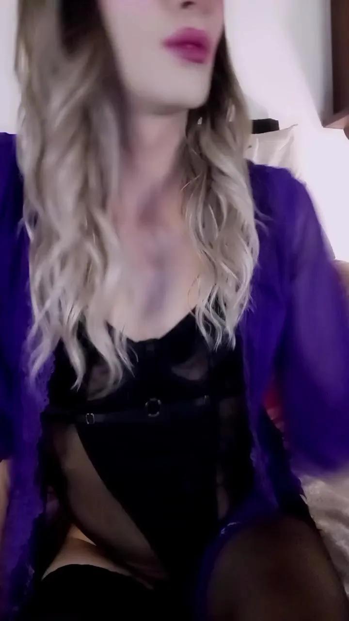 Avatar of Karendolly8