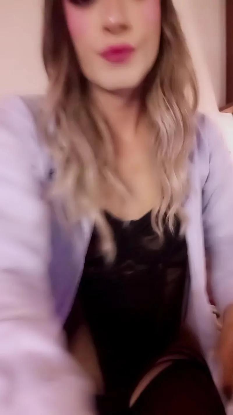 Karendolly8