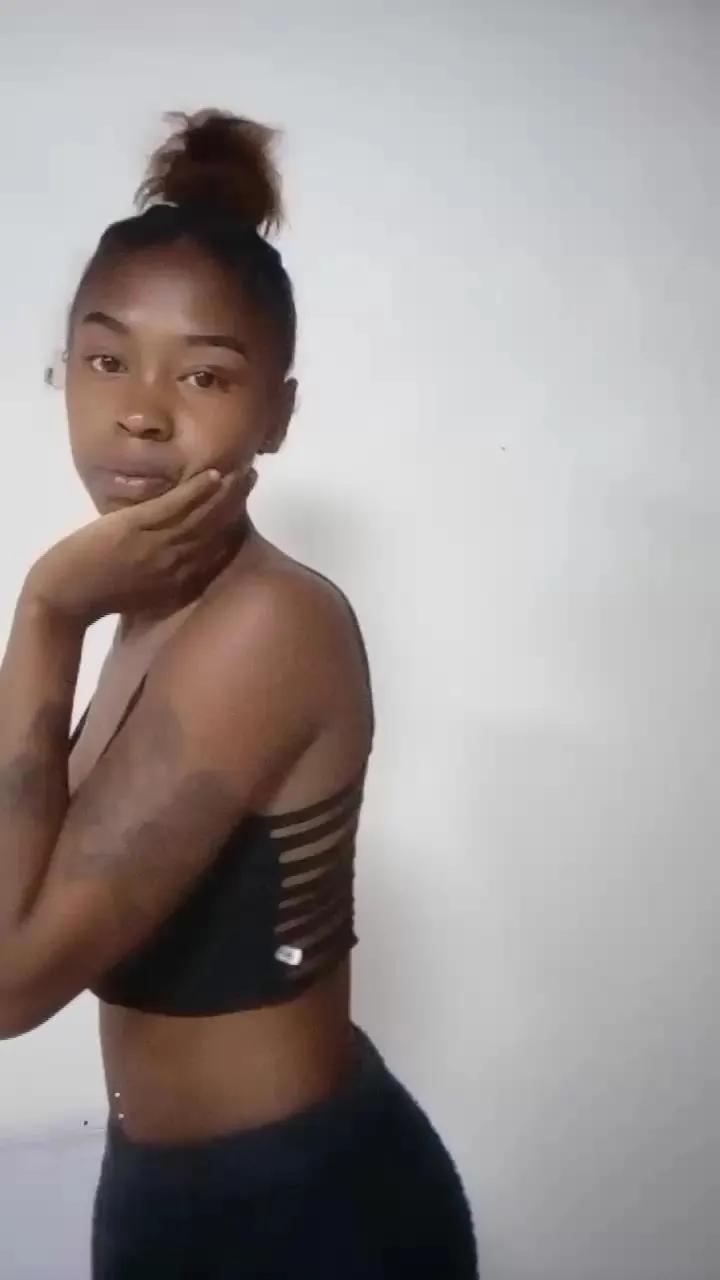 Avatar of Karinecutty