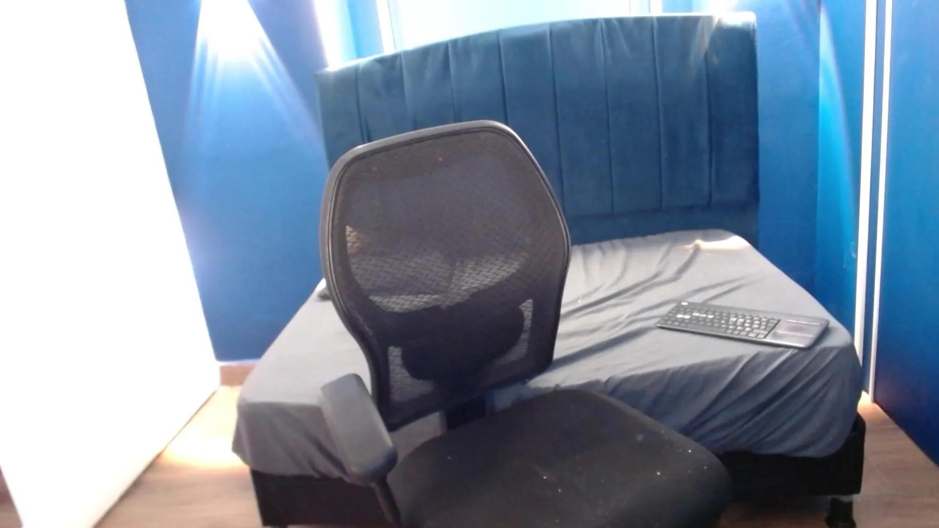 kataleyaa2_ —  #schoolgirl #pussy #ass #striptease #masturbation #spanking #blowjob