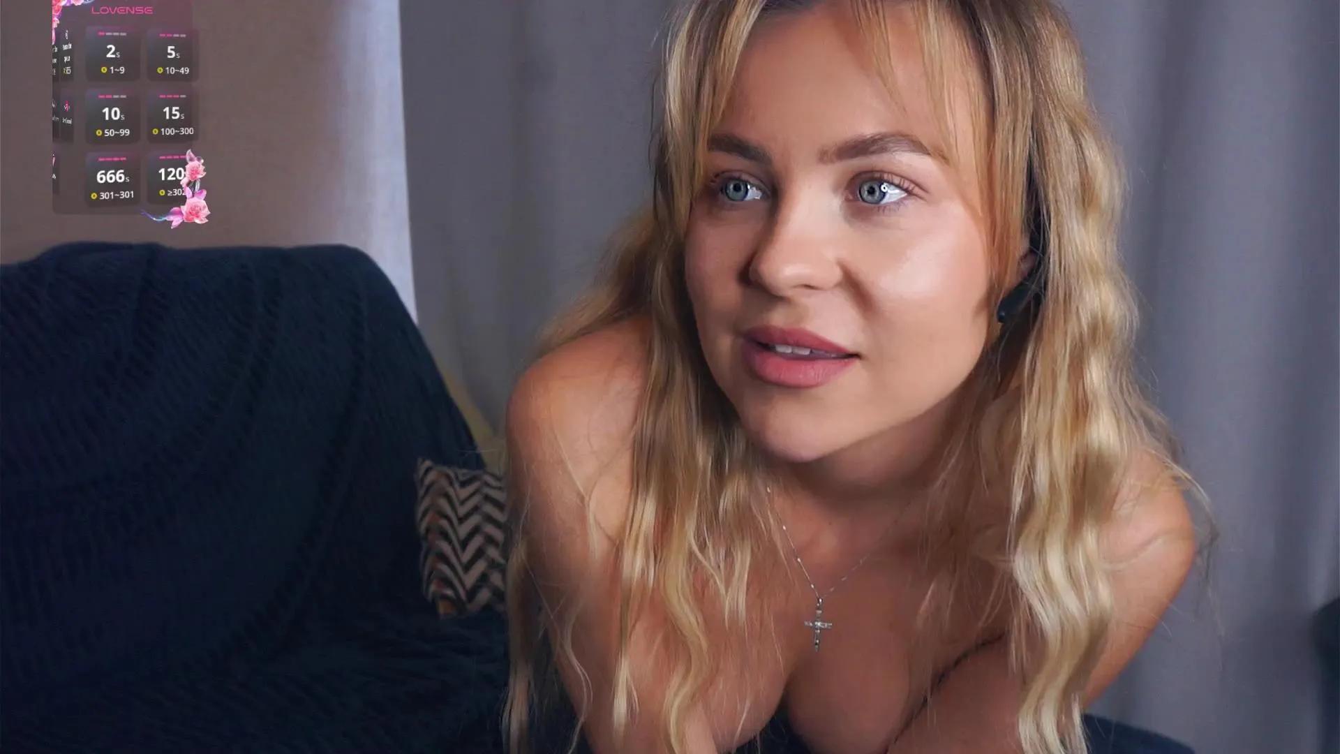 KemberlyElzey — Freechat on Cam4