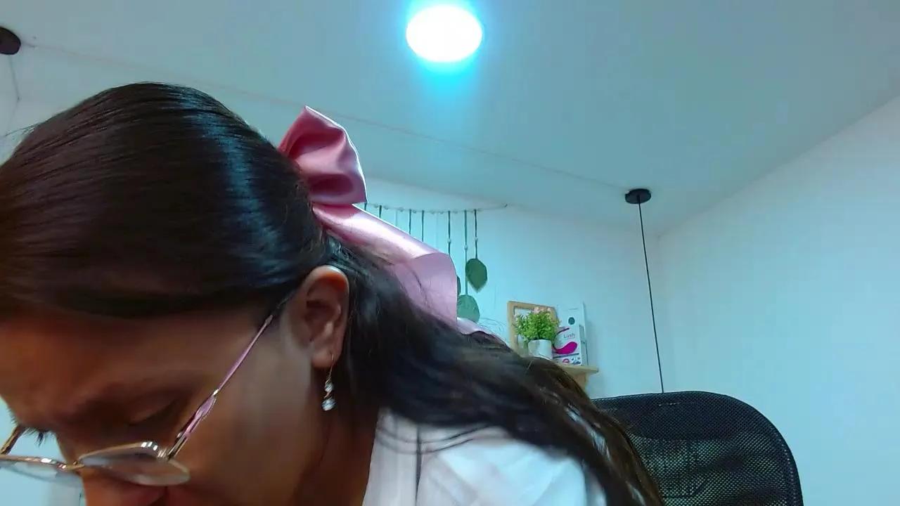 Offline kharlamorrys_ on Cam4