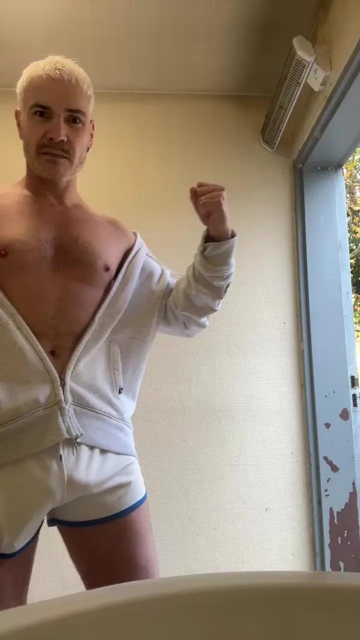 kiffeursexy — Freechat on Cam4