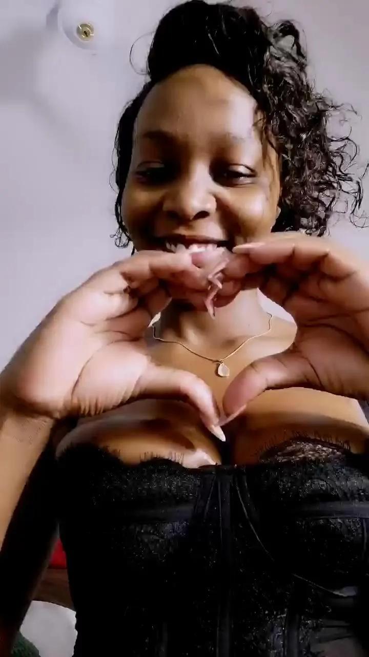 Offline killempiress on Cam4