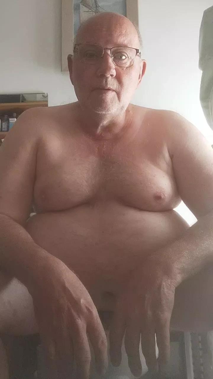 Offline king5859 on Cam4