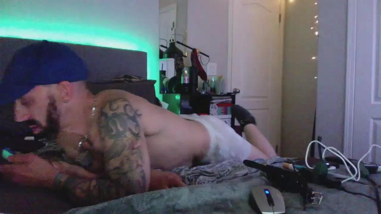 KinkSlut26 on Cam4 