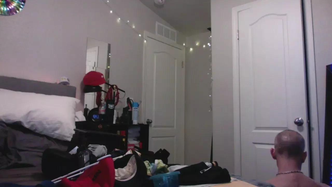 KinkSlut26 on Cam4 