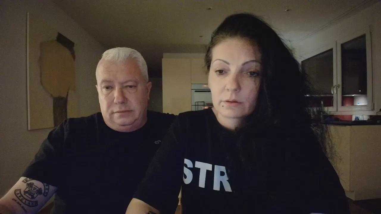 Kinky__Couple on Cam4 