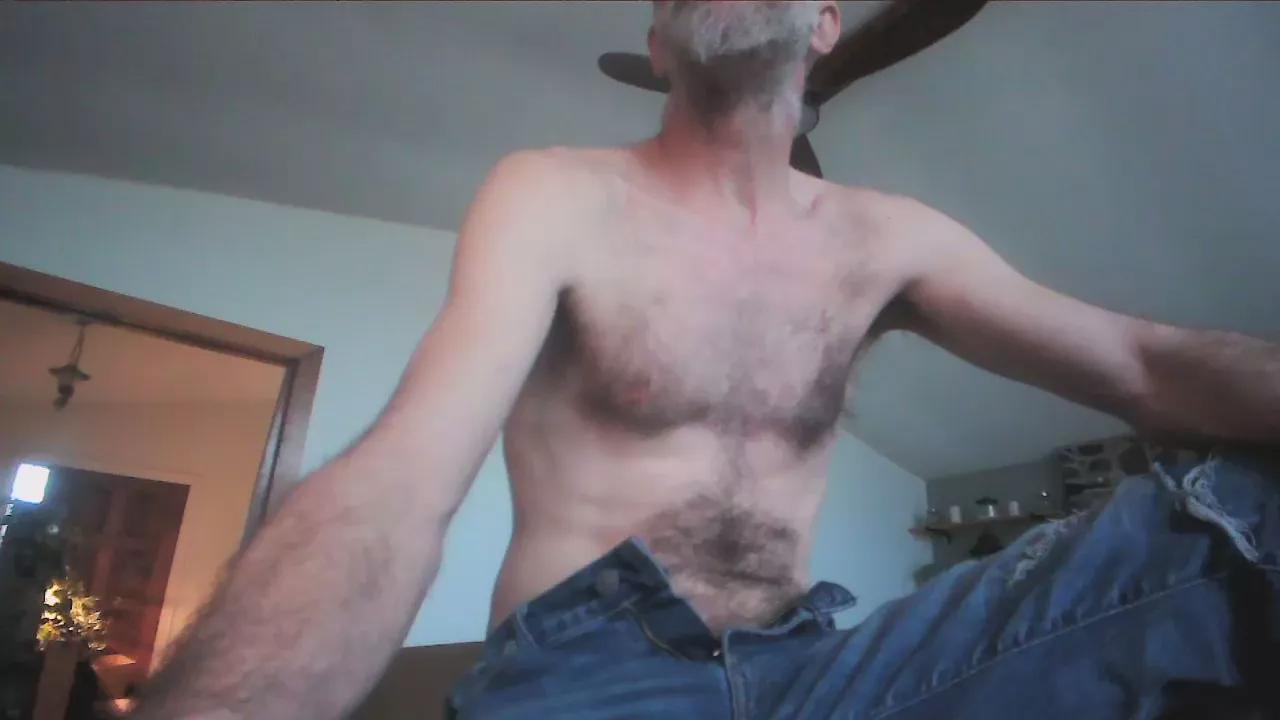 Kinky_canuck1 on Cam4 