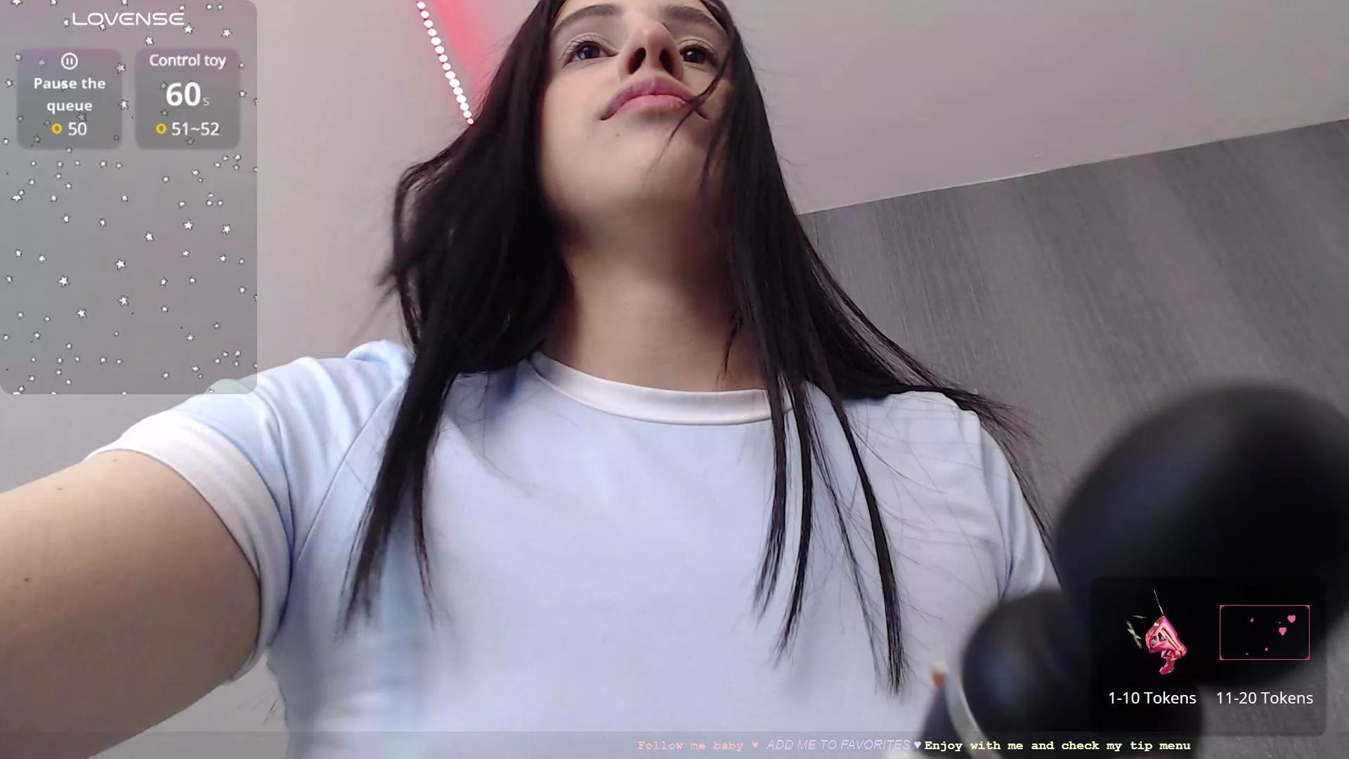 Kitty_Amira on Cam4 