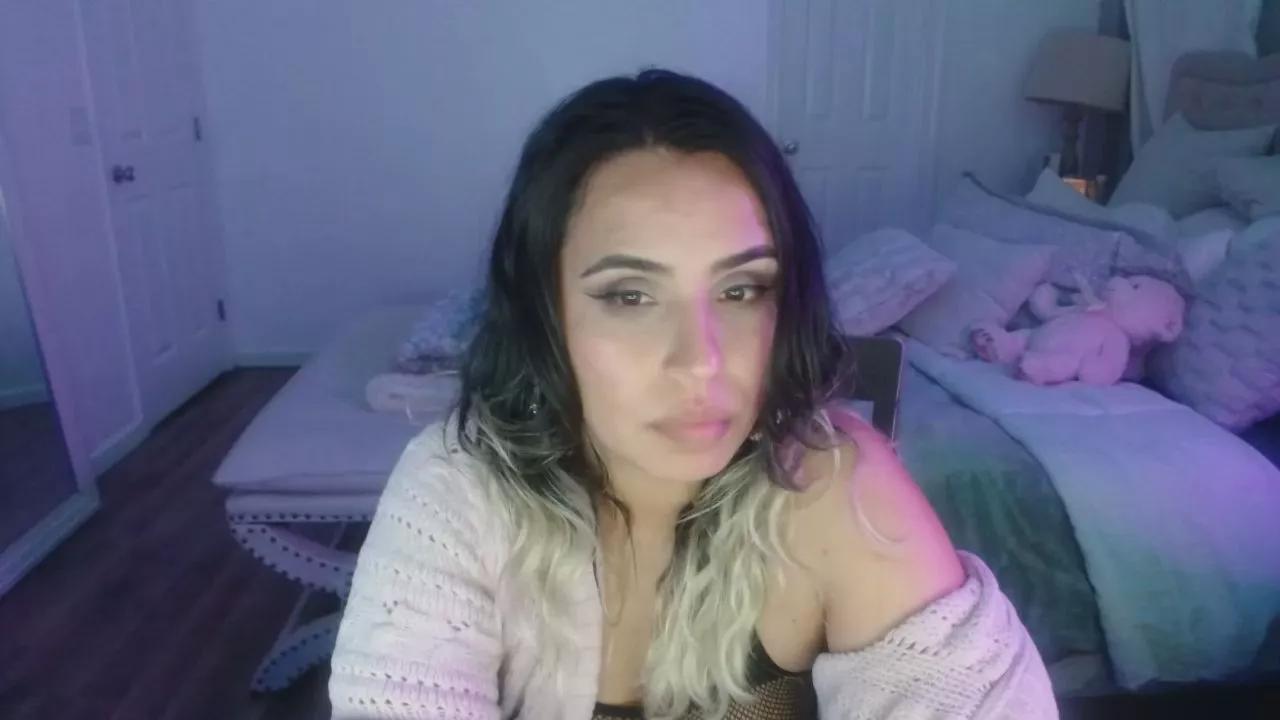 Kittyxcupcake on Cam4 