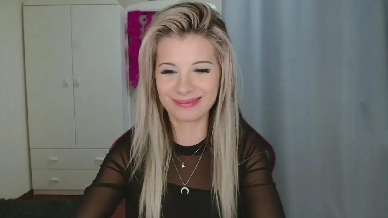 Cam4 KristineSensual is Freechat KristineSensual —  #schoolgirl #C2C #cute #gamer #amateur