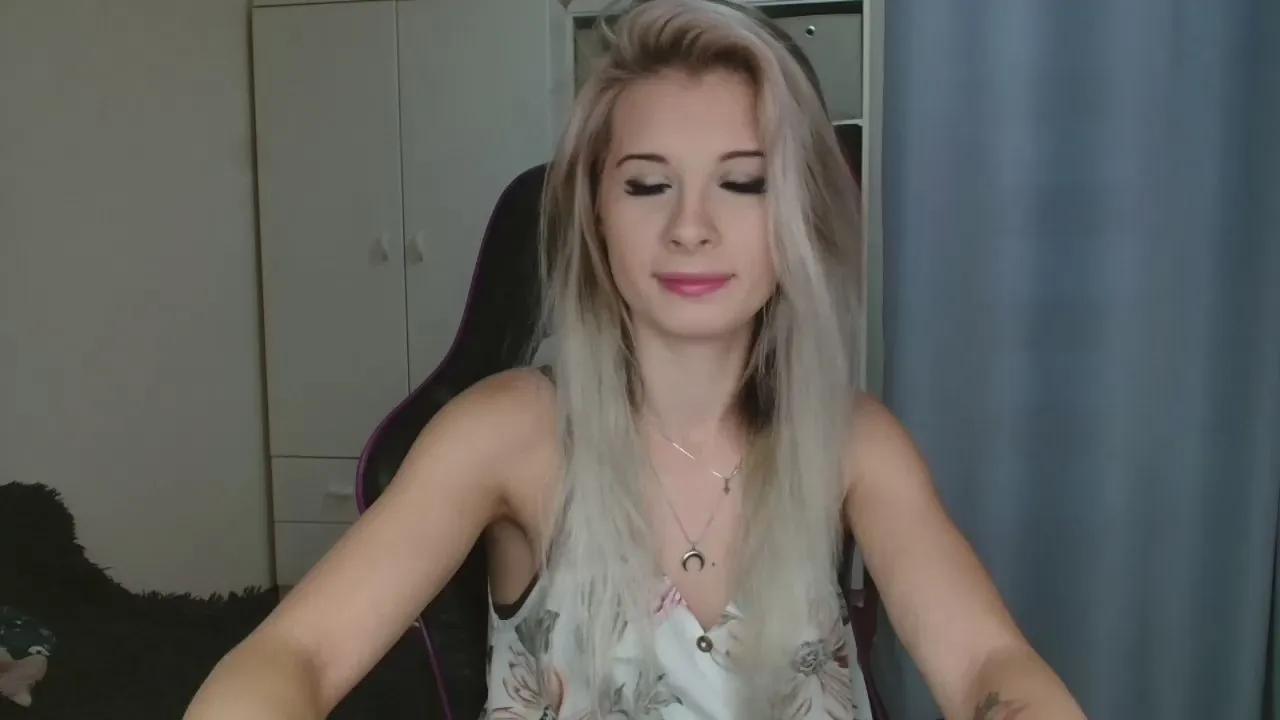 Avatar of KristineSensual
