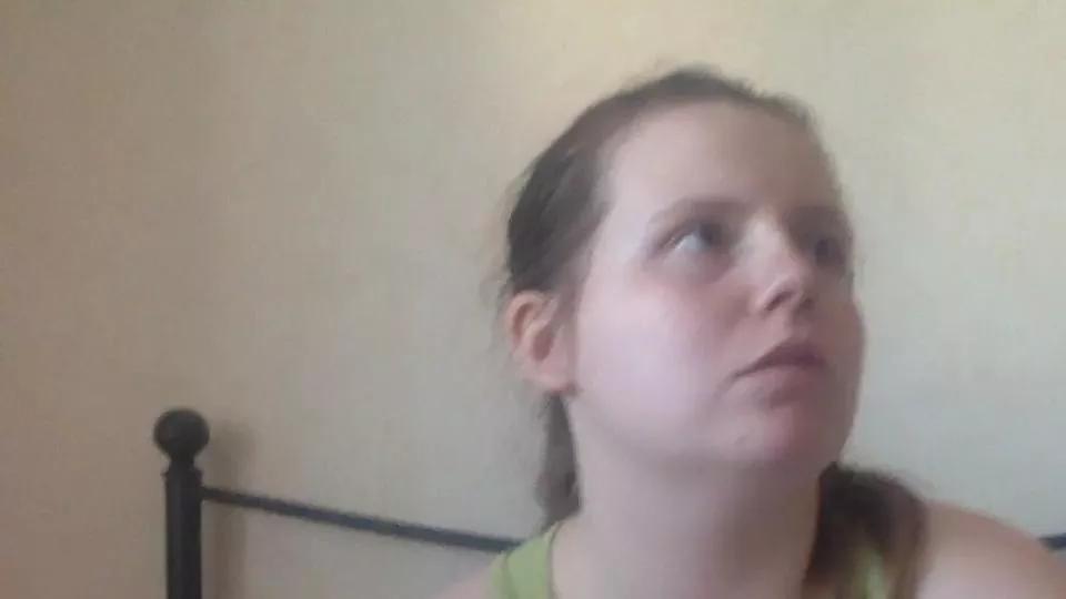 Offline LacoquineDu63 on Cam4