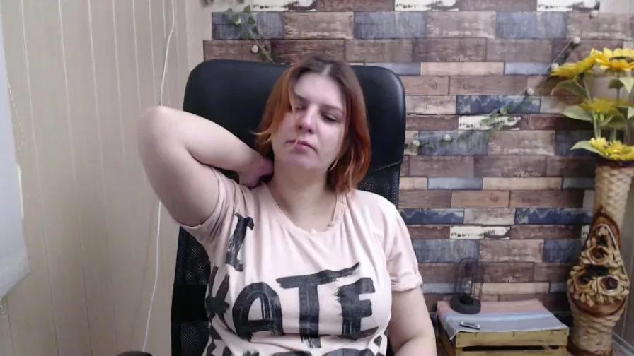 Lady_In_Dreams on Cam4 