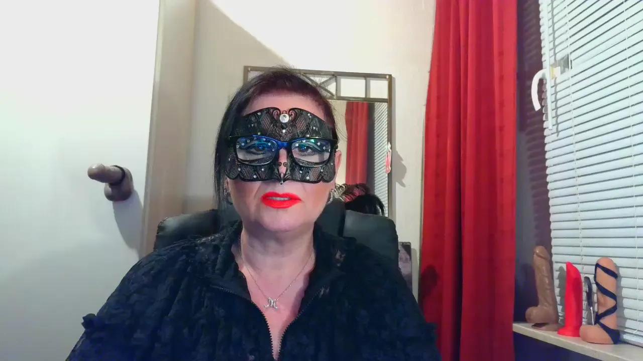 Avatar of LadyMaxime6