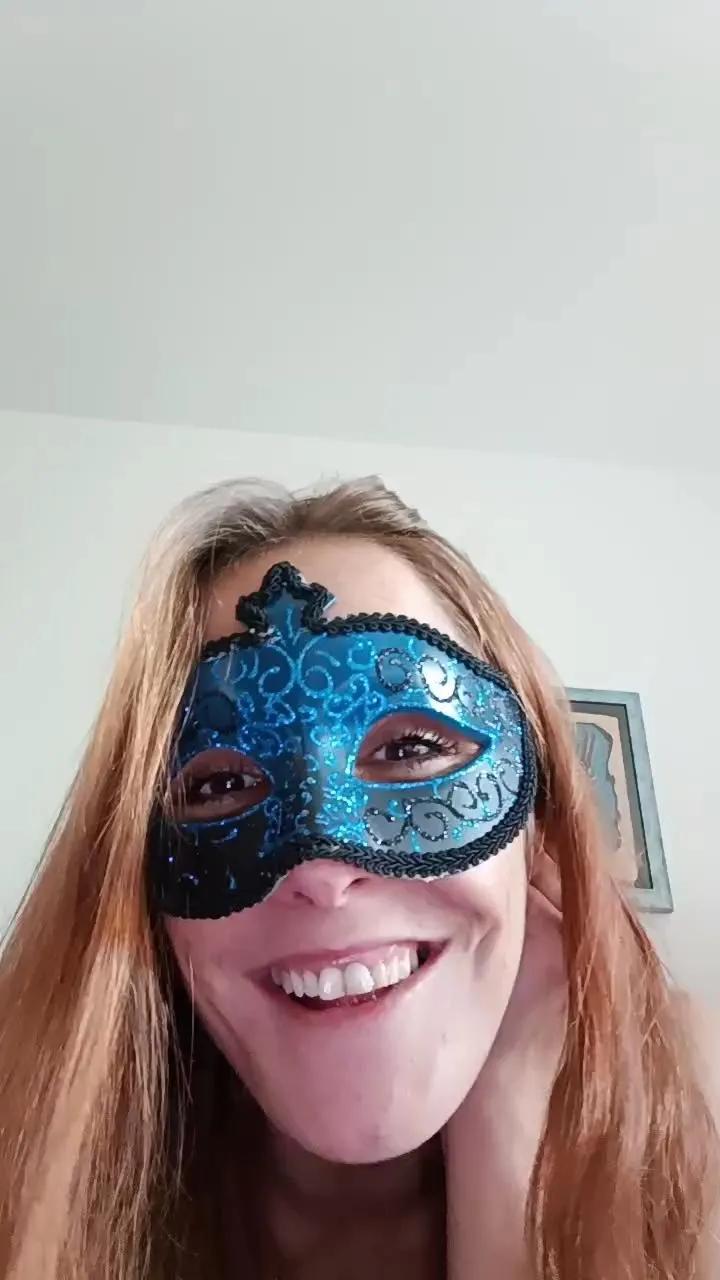 LadyOscar___ — Freechat on Cam4