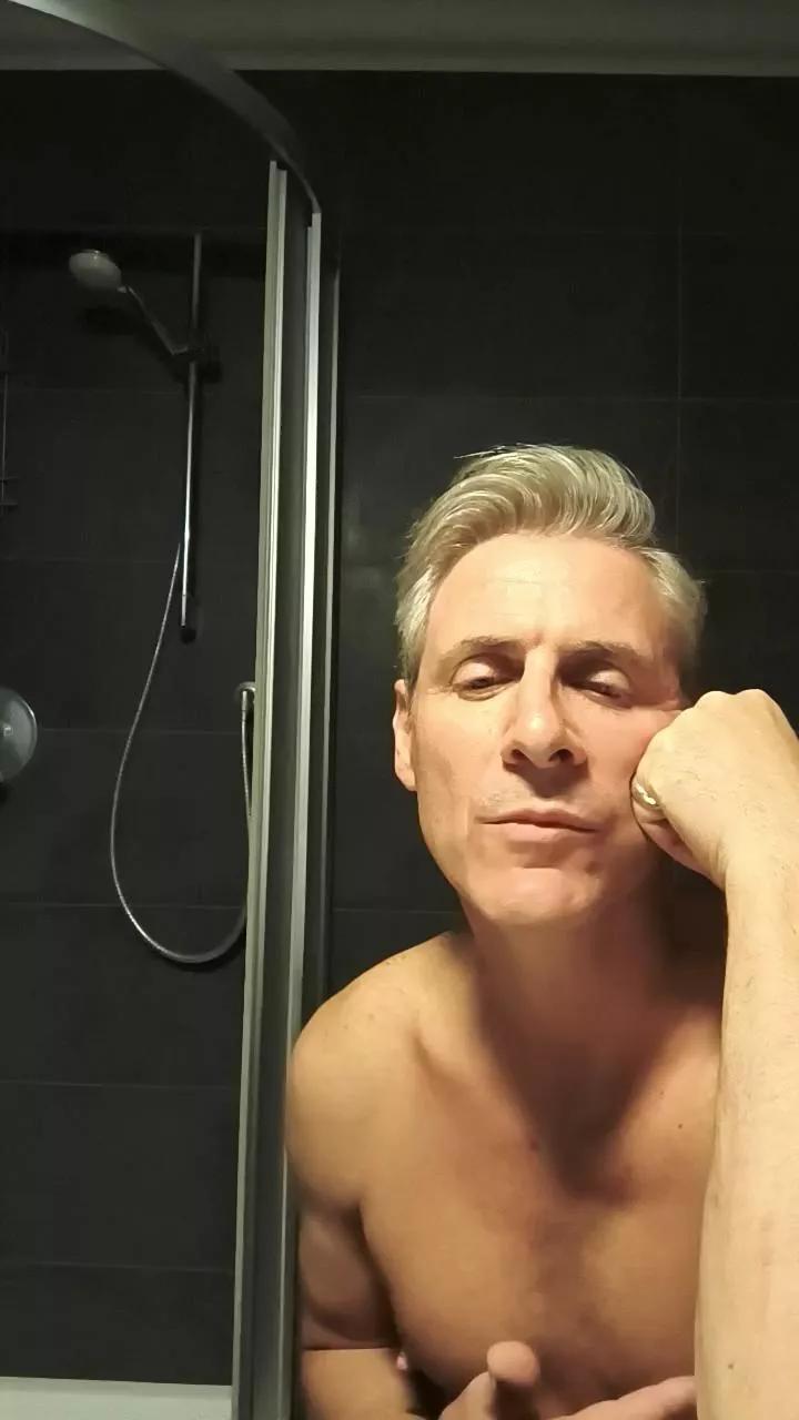 Lalas71 on Cam4 