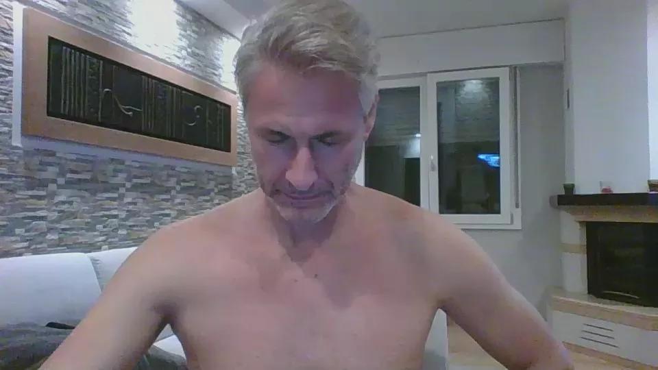 Lalas71 on Cam4 