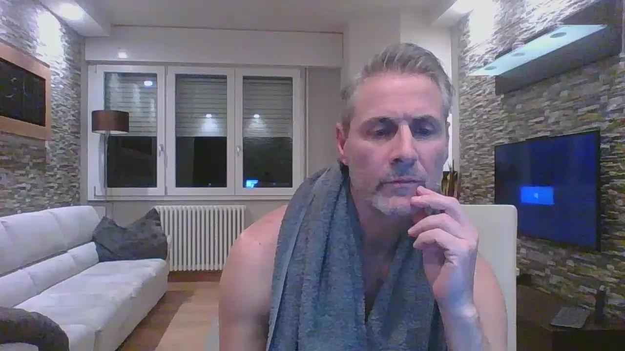 Lalas71 on Cam4 