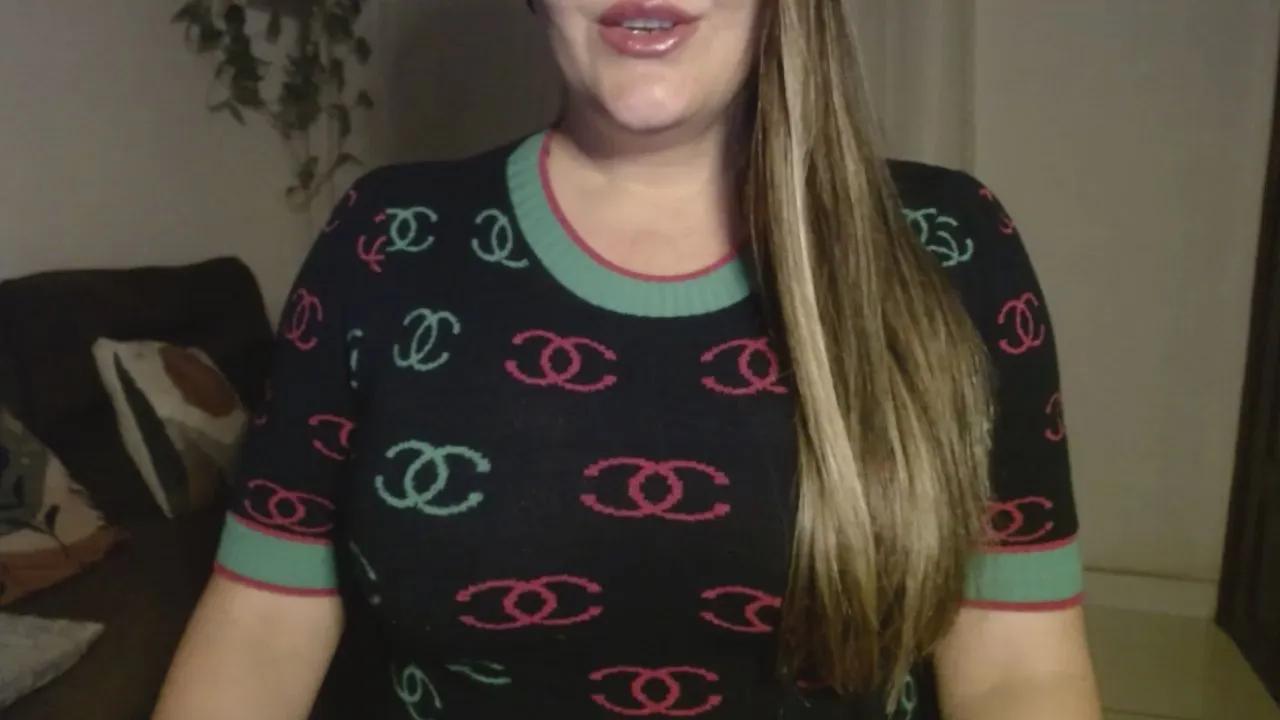 larablonde on Cam4 