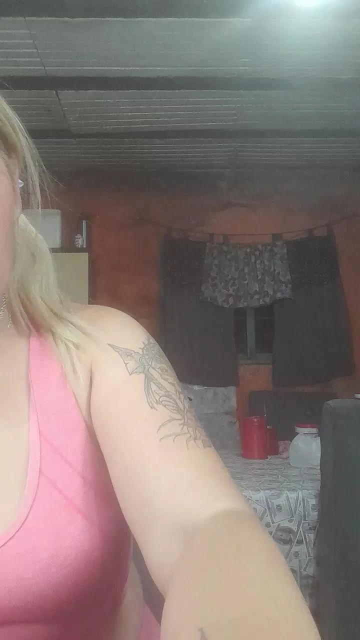 larubia1985 — Freechat on Cam4