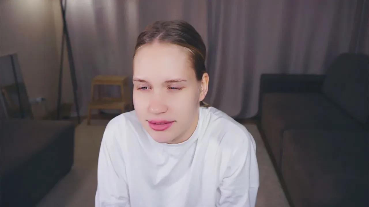 Offline LavernWaltmann on Cam4