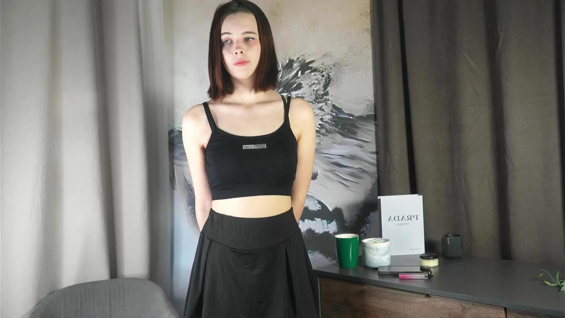 LeeanneStenman on Cam4 
