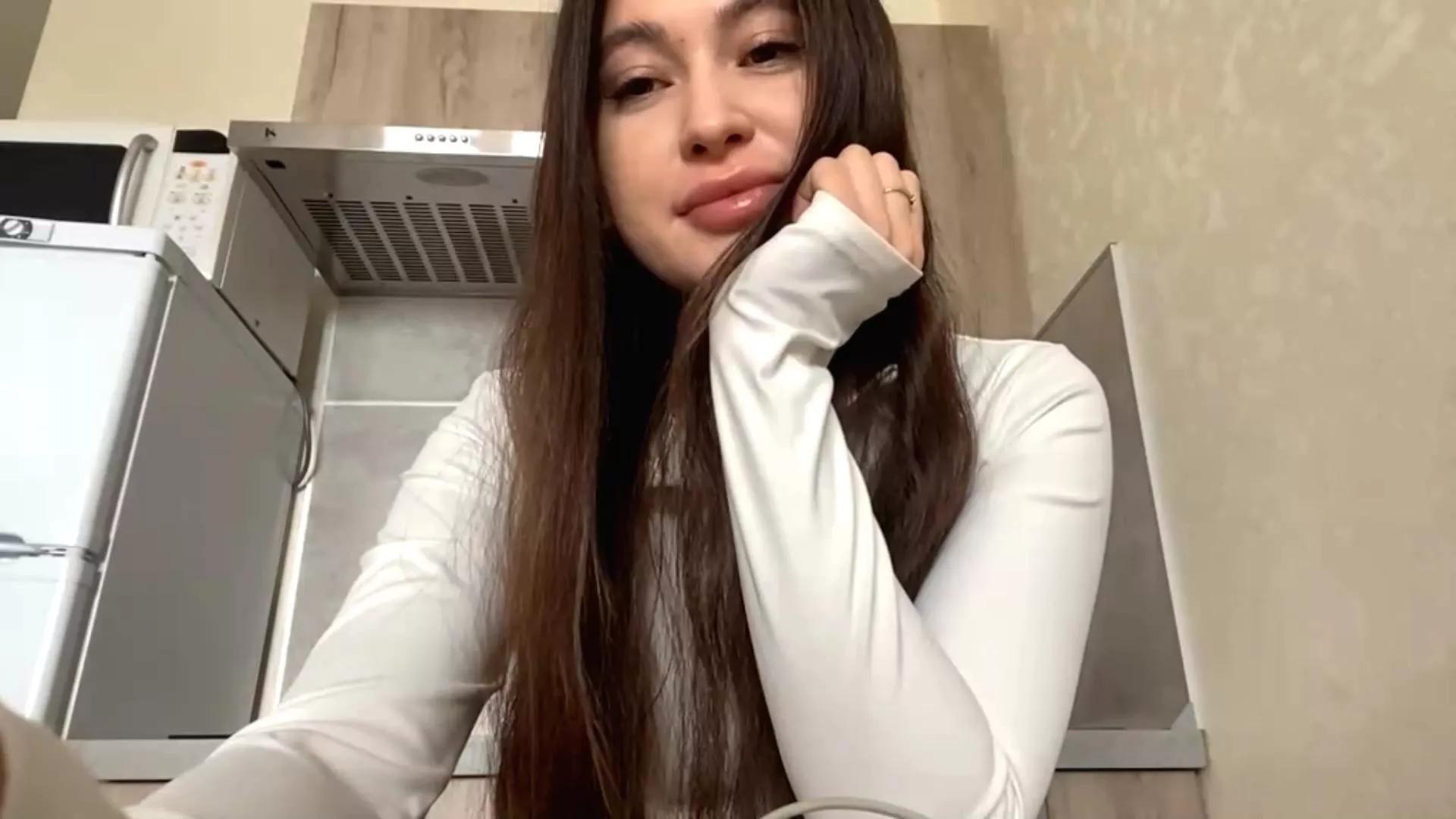 LeilaBurnard on Cam4 