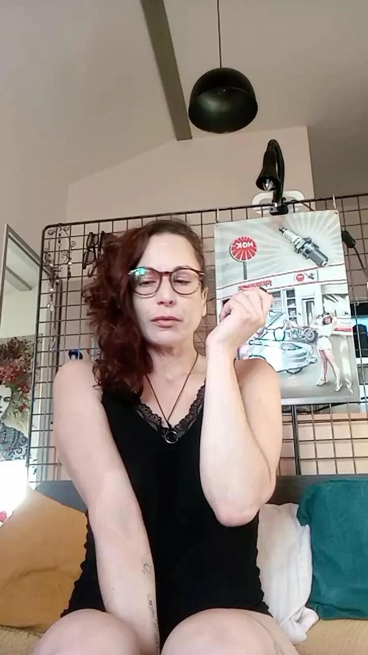 LelahAime on Cam4 