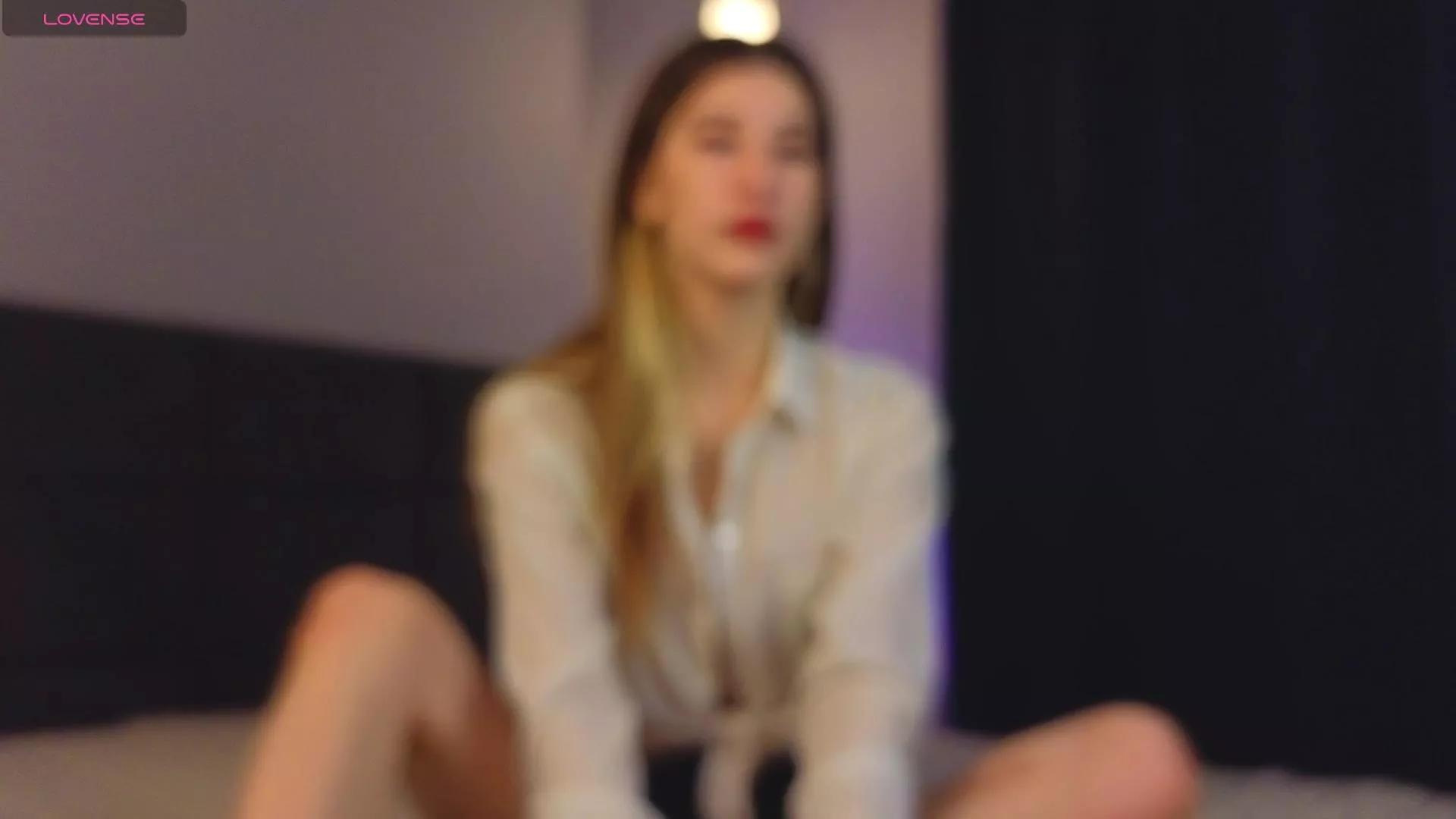 LeliaGiusti on Cam4 