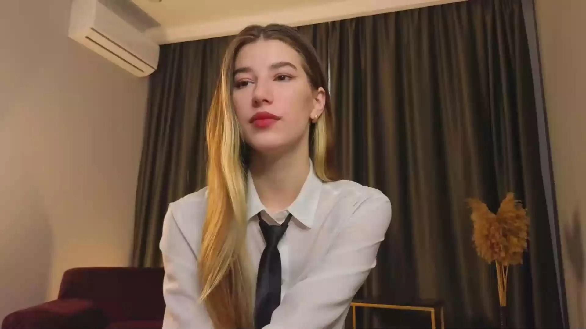 LeliaGiusti on Cam4 