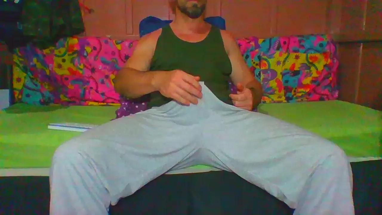 Offline lemao77 on Cam4