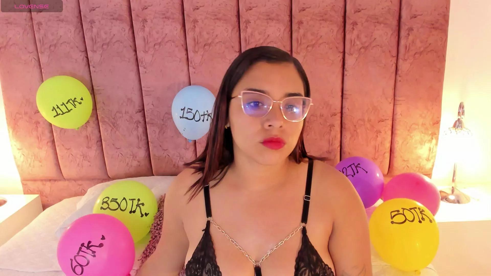 Liaa_Campbell on Cam4 