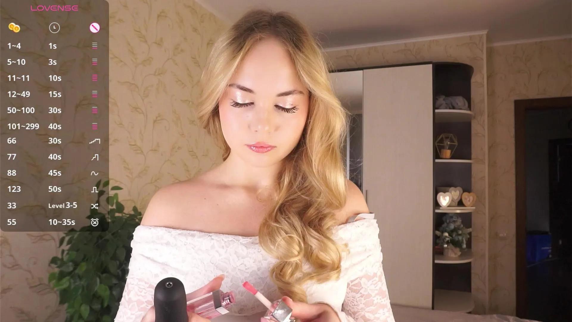 LidiaTakenaka — Freechat on Cam4