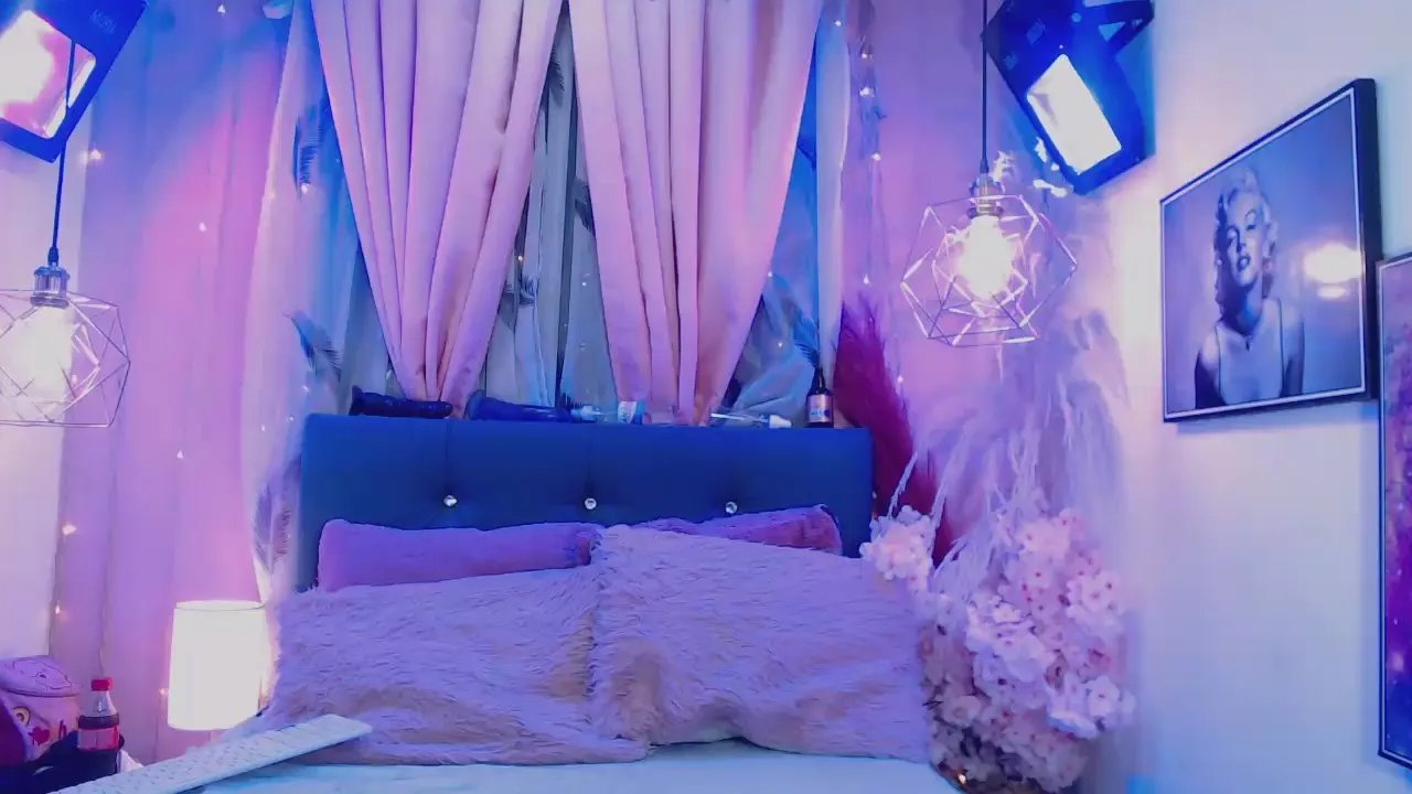 liitleangell on Cam4 