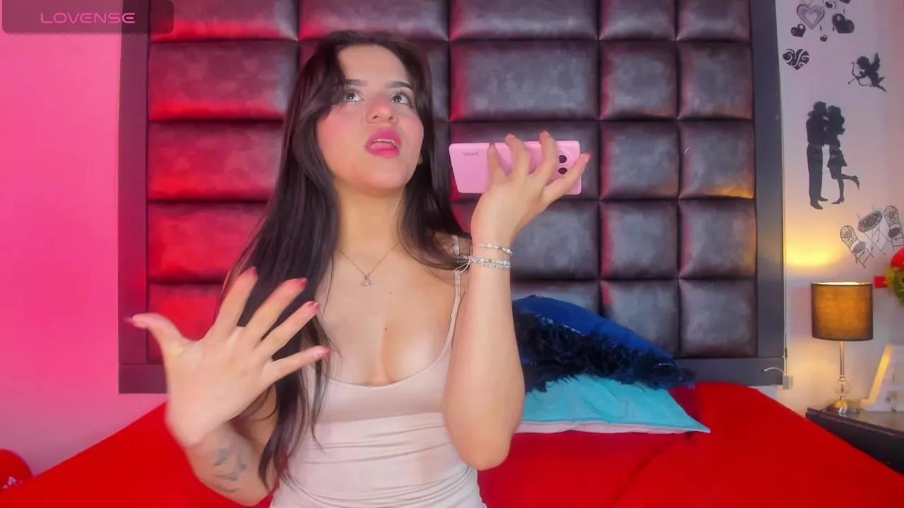 Lili_Bykers on Cam4 