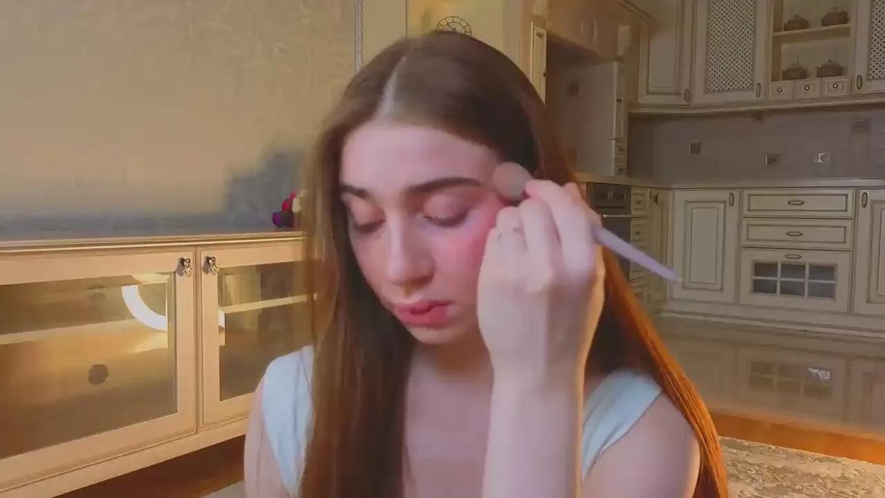 Avatar of LilianHathaway