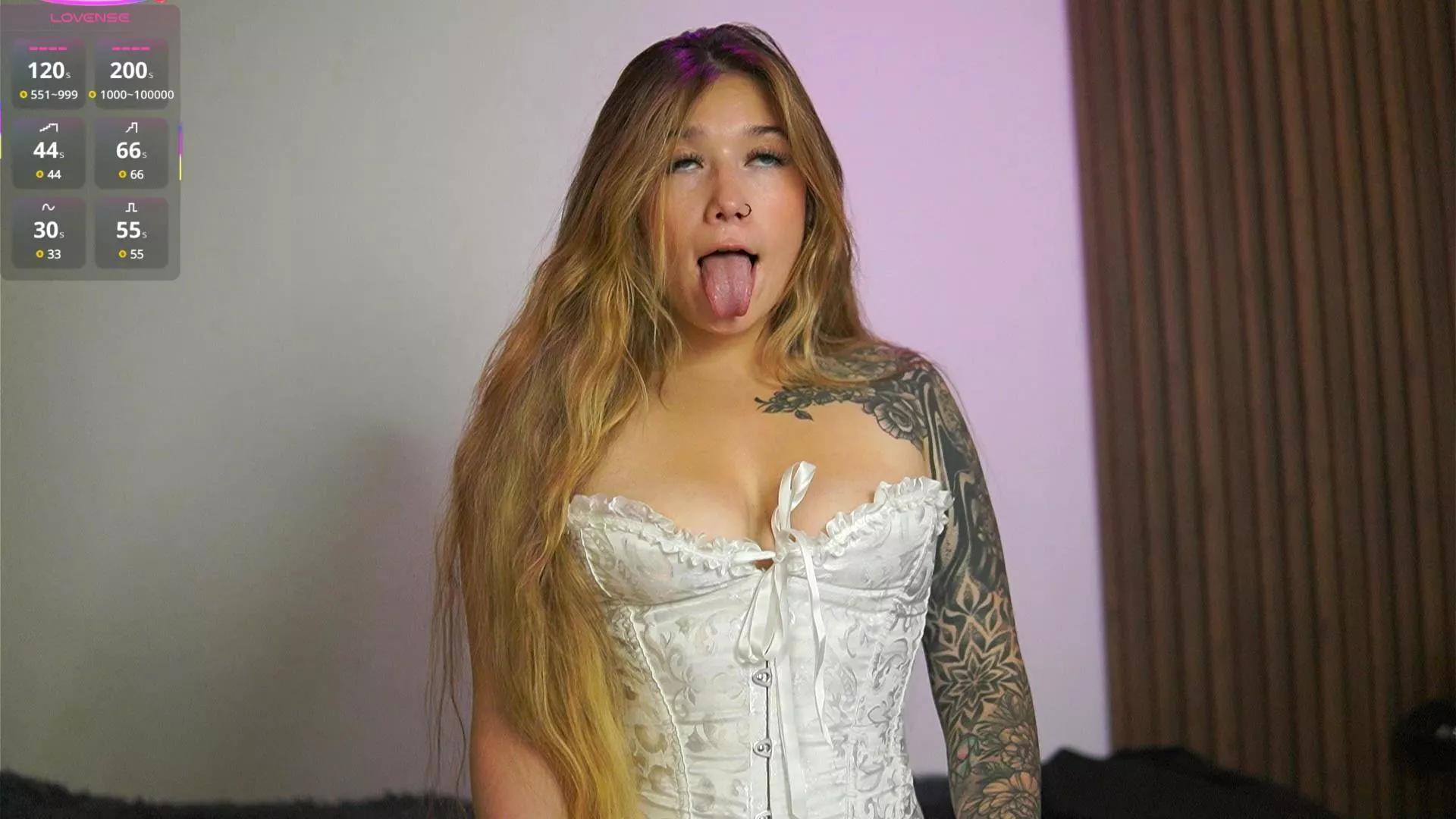 LilithGray9 on Cam4 