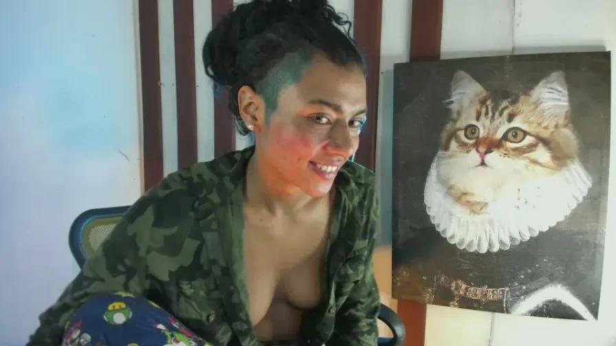 LilithMooree on Cam4 